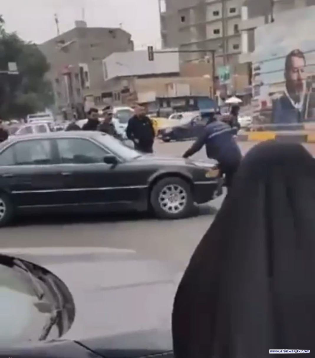 الداخلية: القبض على سائق عجلة مدنية دهس أحد رجال المرور